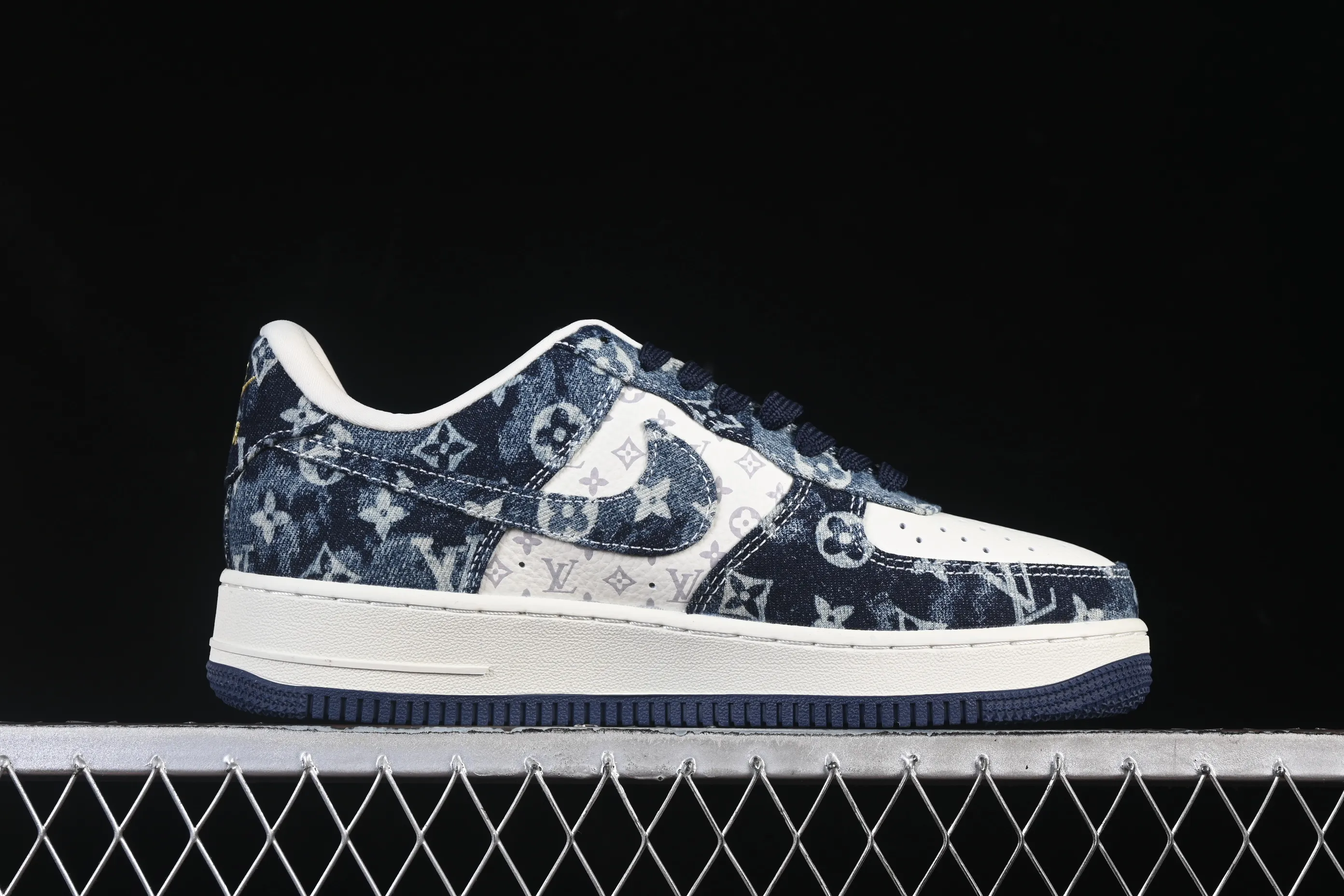 All categories Nk Air Force 1 Air Force series Nk Air Force 1 Low Air Force low-top Nike Air Force 1'07 Low LV joint white ink blue Air Force 1 low-top casual sneakers YF9511-820